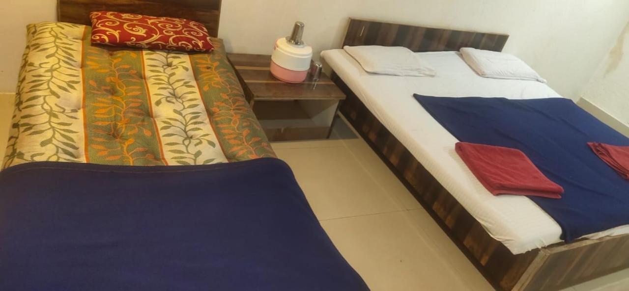 Hilltone Veg Non Veg Matheran Hotel Exterior photo