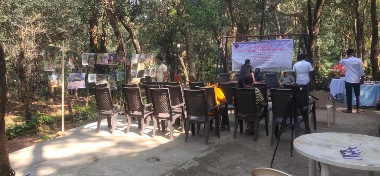 Hilltone Veg Non Veg Matheran Hotel Exterior photo