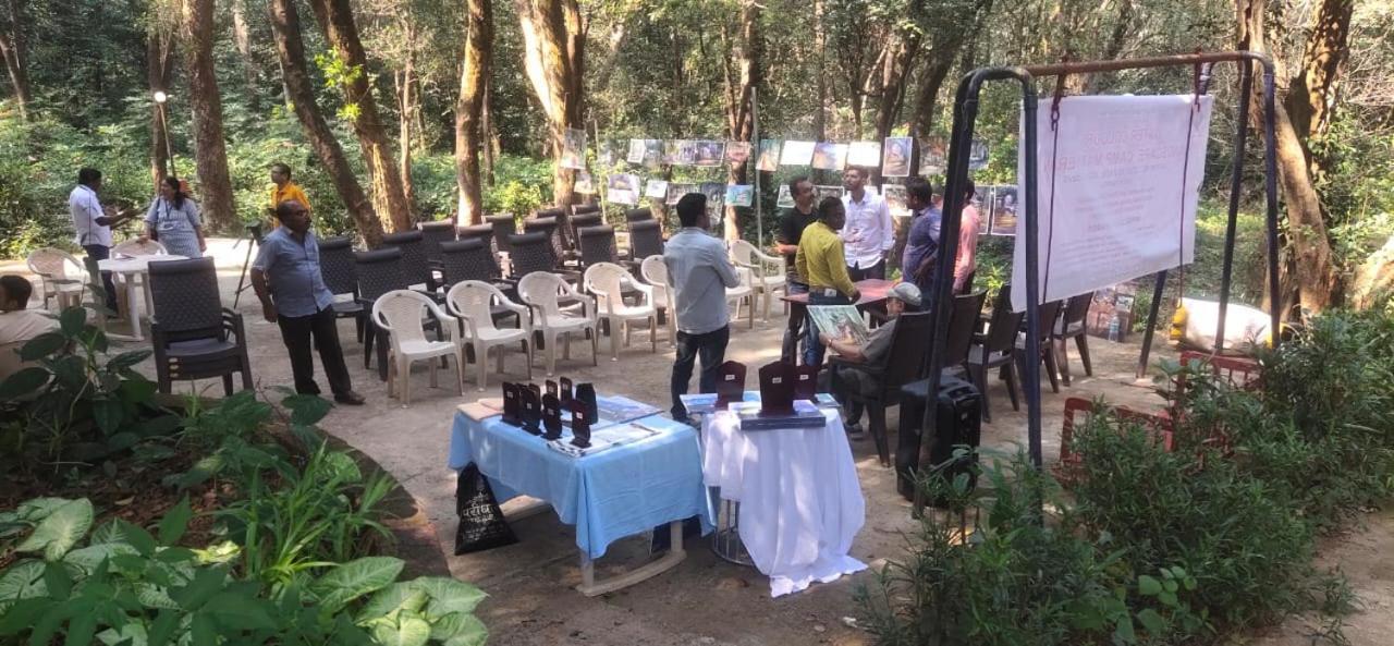 Hilltone Veg Non Veg Matheran Hotel Exterior photo